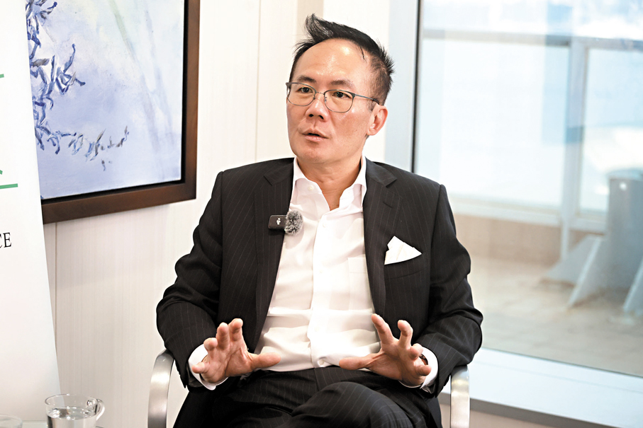 ●黃浩宸特別強調香港與新加坡的特殊關係，「如果你在香港，你可能也有長輩或平輩親戚在新加坡，反之亦然」。