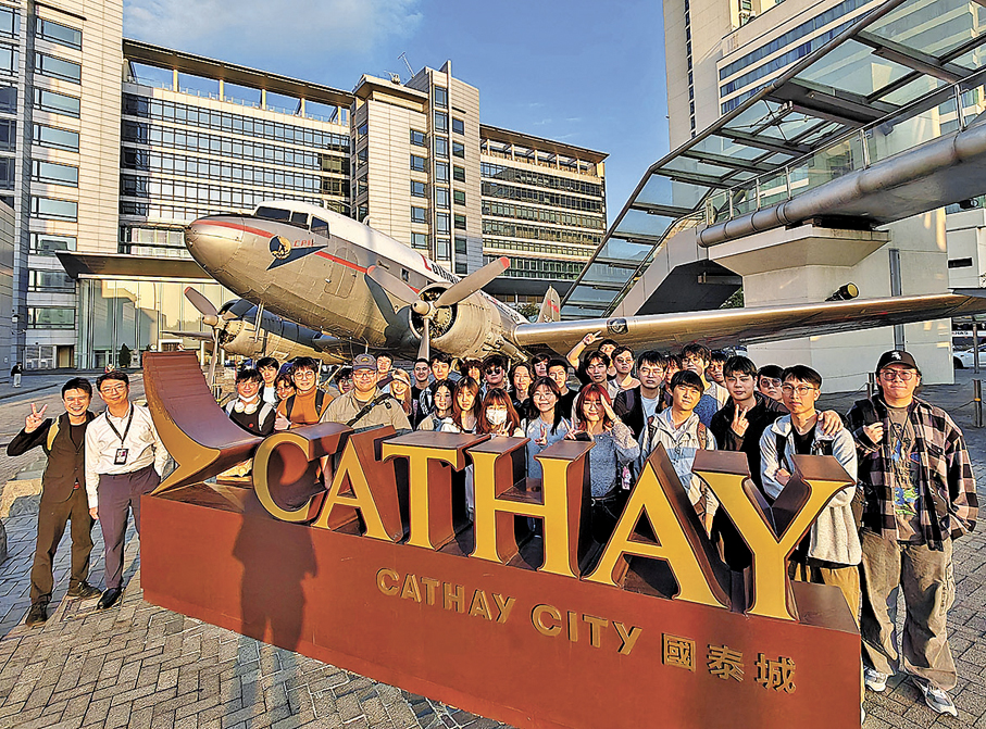 ●學系與業界合作，定期舉辦企業參觀及實地考察，讓學生更了解行業最新發展。 理大圖片