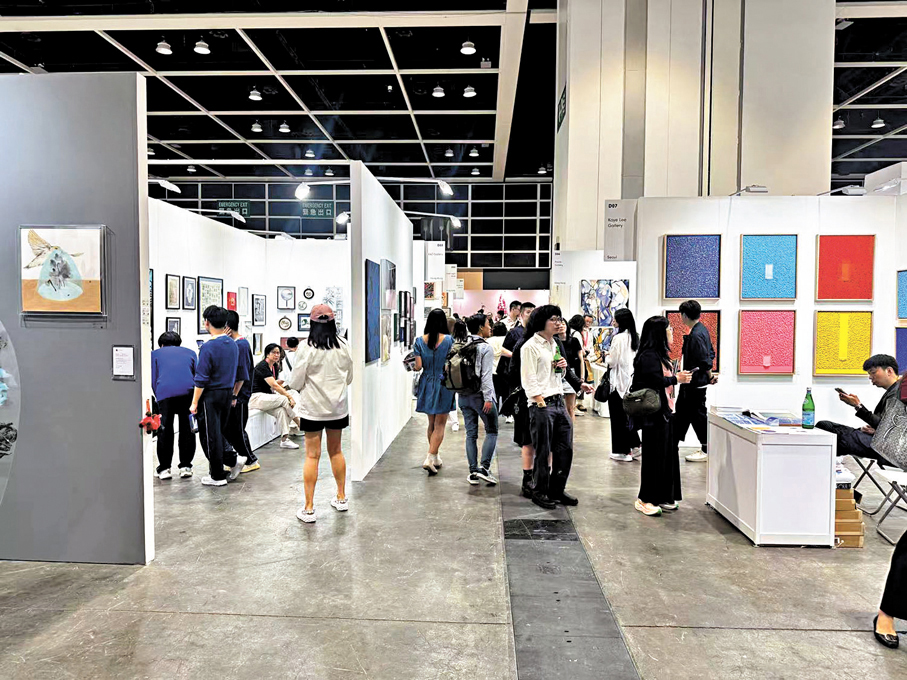 ●Affordable Art Fair展會現場人流湧動。