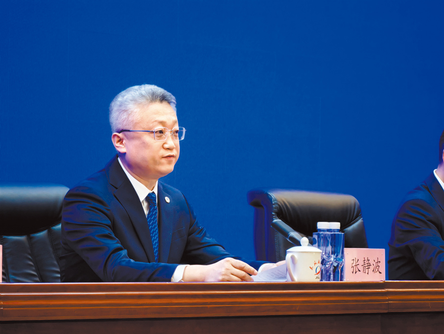 ●中國載人航天工程新聞發言人張靜波。香港文匯報記者劉凝哲 攝