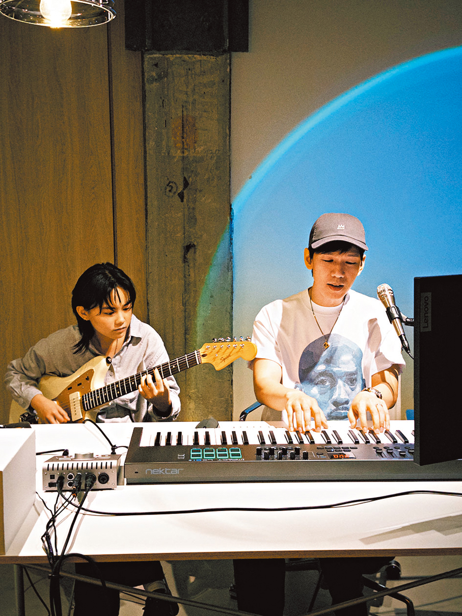 ●林奕匡與不同的音樂單位交流及共同創作。
