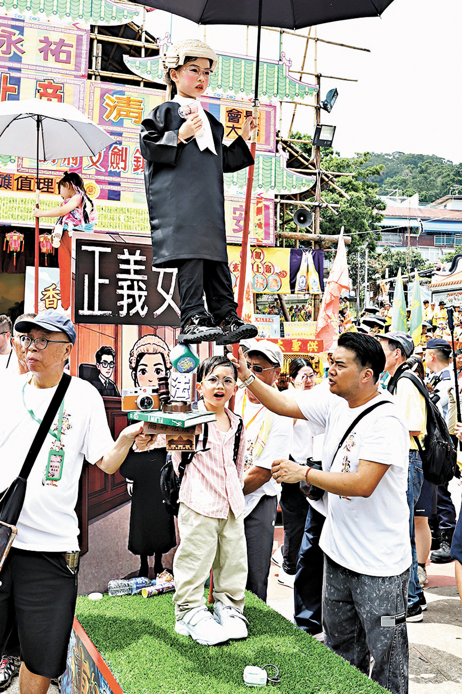 ●有色芯扮演港劇《正義女神》的角色。 香港文匯報記者黃艾力  攝