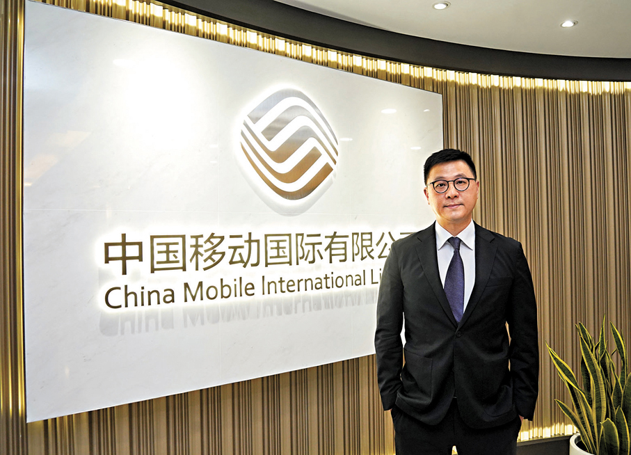 ●陳建勛指特區政府近年助力內企出海的措施，已成為其公司拓展中亞市場的重要助力。  香港文匯報記者曾興偉  攝