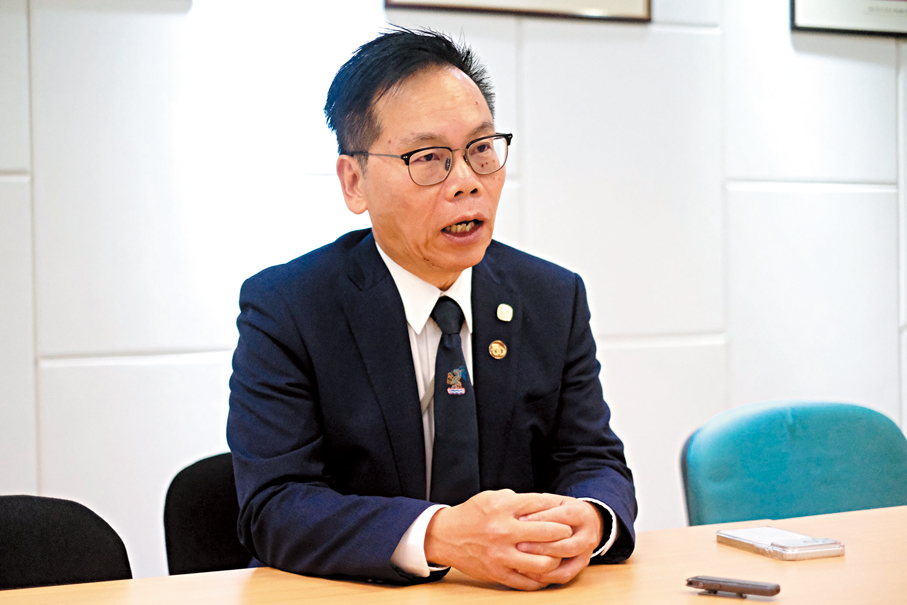●卜國明認為，評級標準原則上不應設定人數比例的硬指標，因為若團隊中每個人都表現良好，沒有理由強制要壓低其評級。資料圖片
