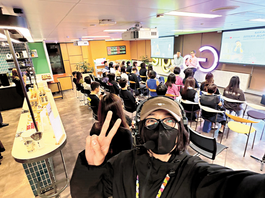 ●周柏豪喬裝完全未被識破。   大會供圖