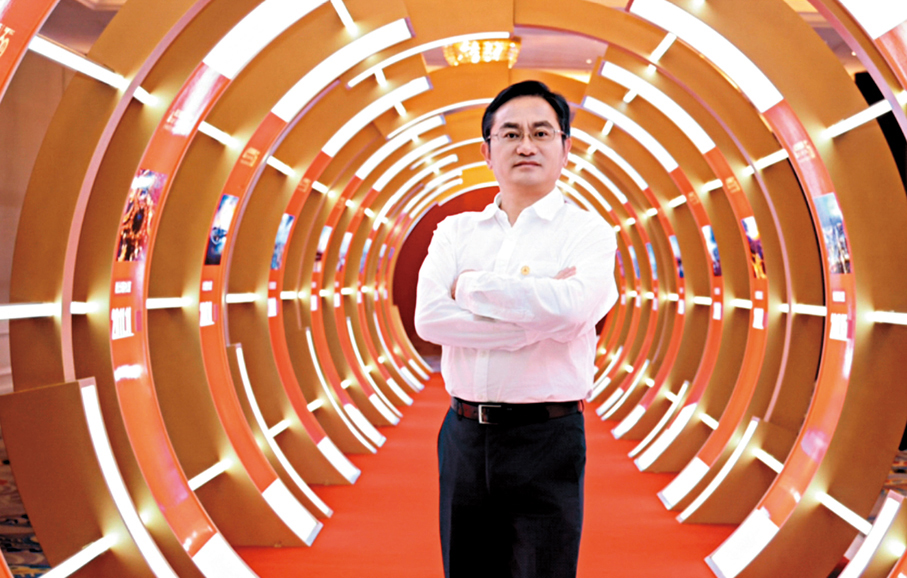 ●金融律師林嶸認為，消費者之所以對AI支付仍存顧慮，很大程度上正是因為擔心個人信息和消費數據被過度收集和使用。 香港文匯報上海傳真