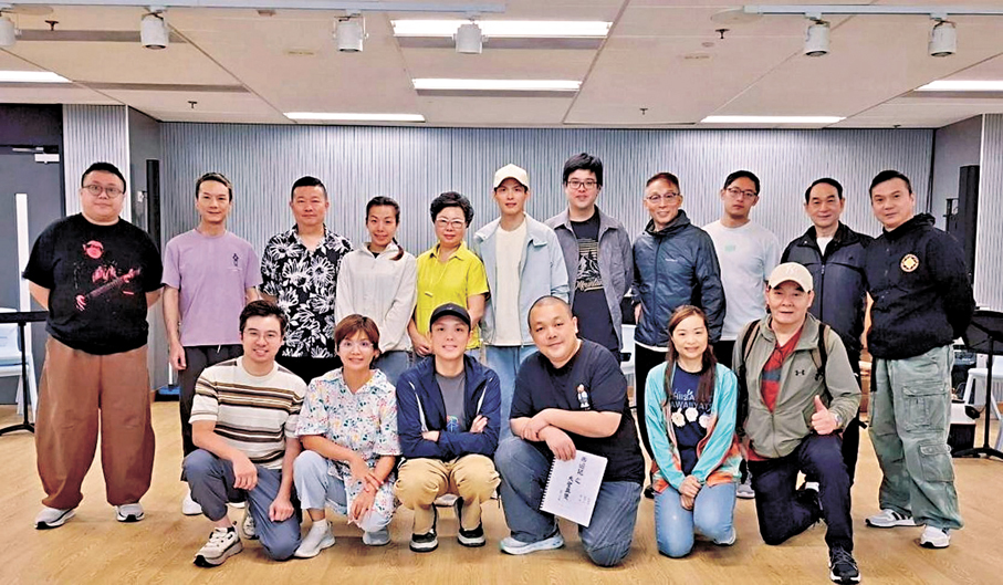 ●莫華敏、陳紀婷的武藝專場，台前幕後近日在緊密排練。
