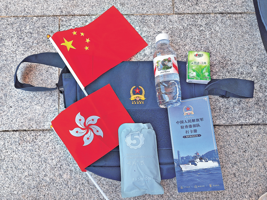 ●昂船洲軍營紀念品。香港文匯報記者黃艾力  攝