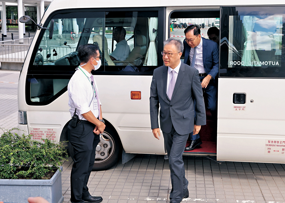 ●陸啟康表示，不建議行政長官將宏福苑火災獨立委員會轉為法定調查委員會。   香港文匯報記者萬霜靈  攝