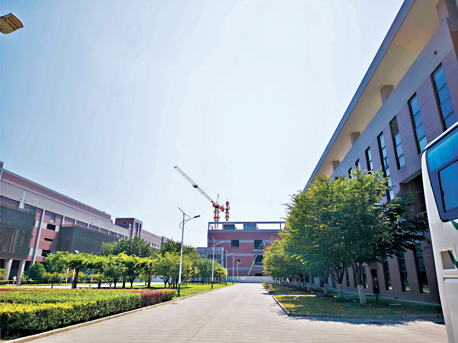 ●臻鼎科技集團淮安科技城累計投資將達390億元，將成為全球最大的 PCB 生產製造基地。 香港文匯報記者賀鵬飛  攝