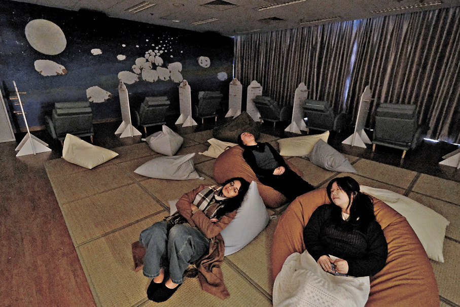 浸大設立「Sleeping Hub」校園補眠空間，盼為同學提供一處可安心放鬆、恢復精神的角落。