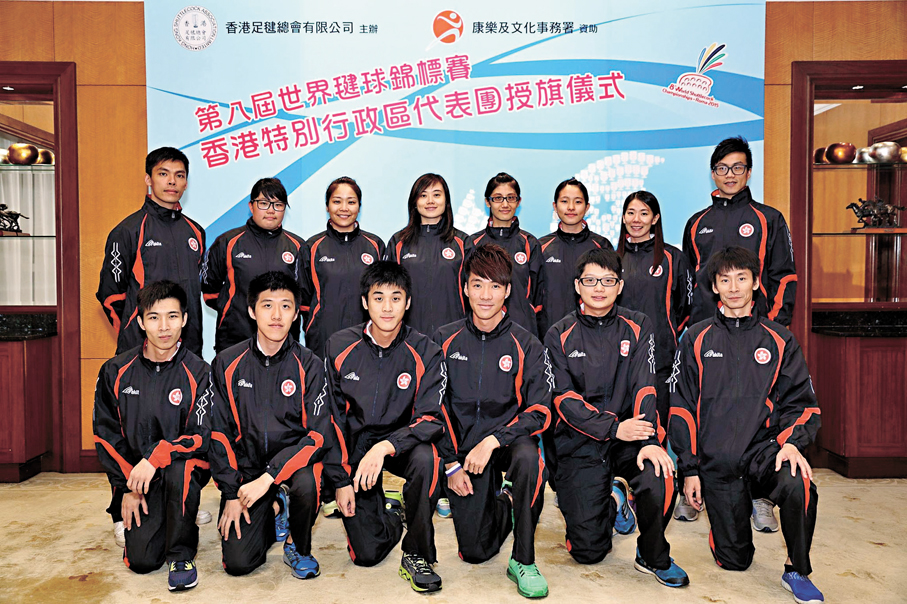 2015年，盧慧鳴（後排右三）首次以港將身份參加足毽世界賽。
