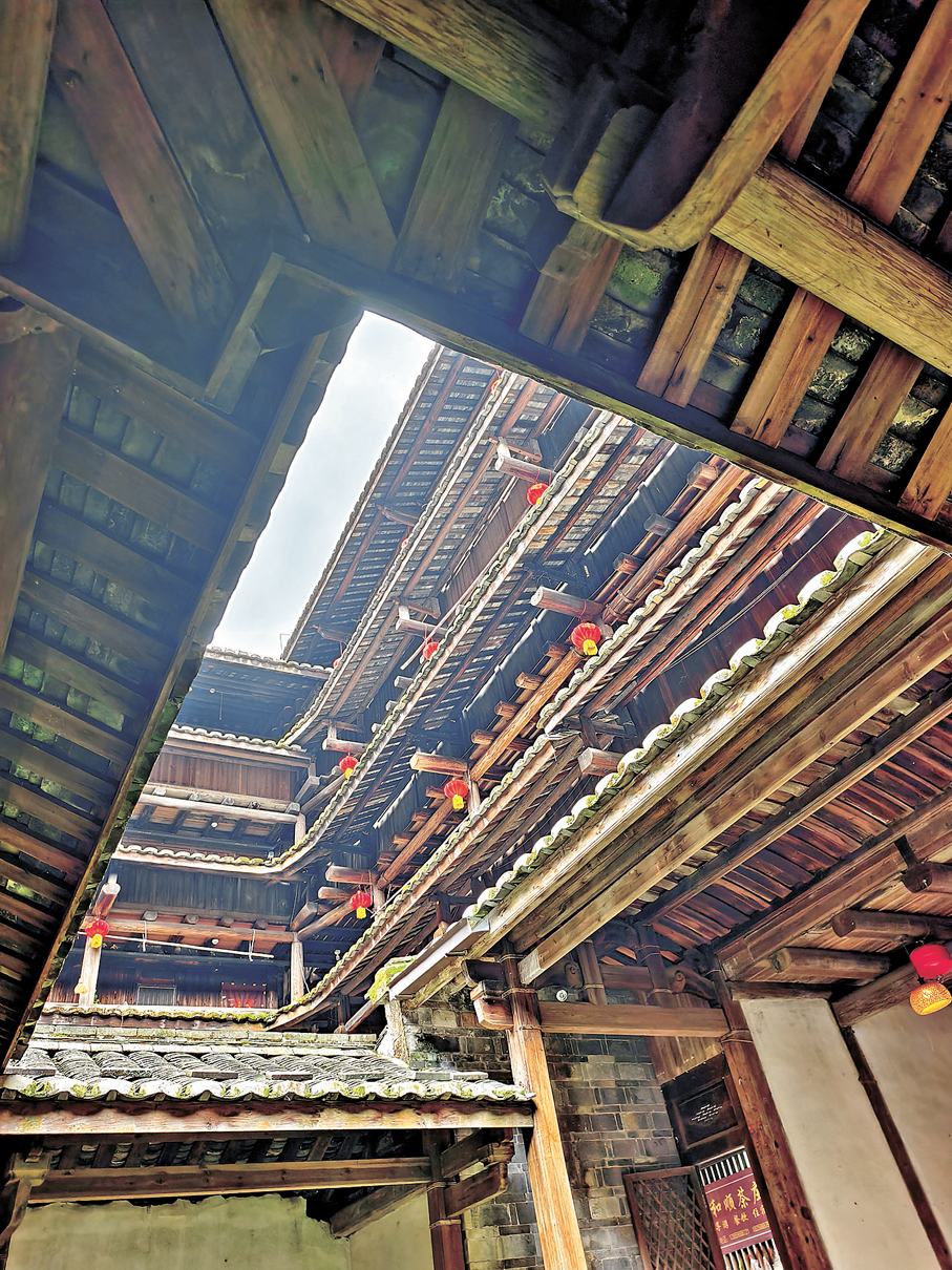 ●和貴樓內建築設計獨特。