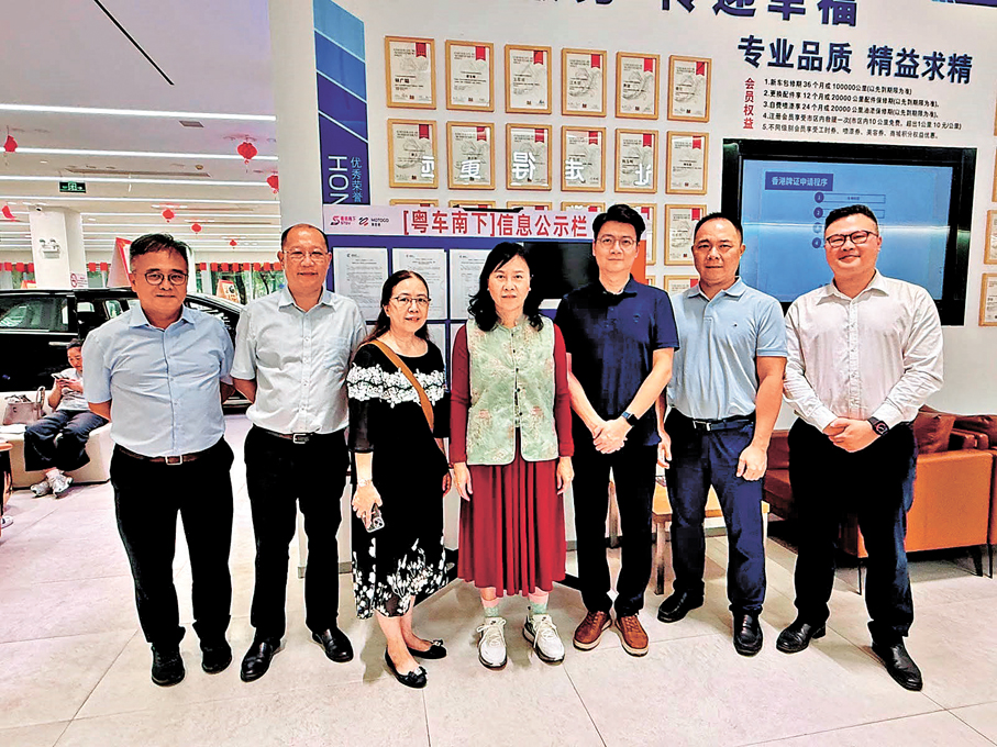 ●陳美寶一行到訪深圳，視察粵車南下車輛查驗中心。 運輸及物流局Fb圖片