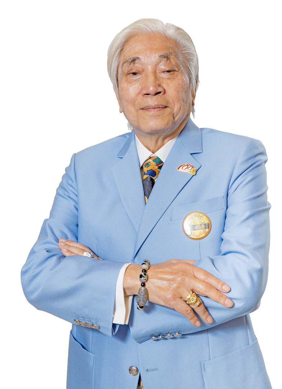 ●李耀輝表示，嗇色園透過公益贈報活動，弘揚「敬老尊賢」的精神。