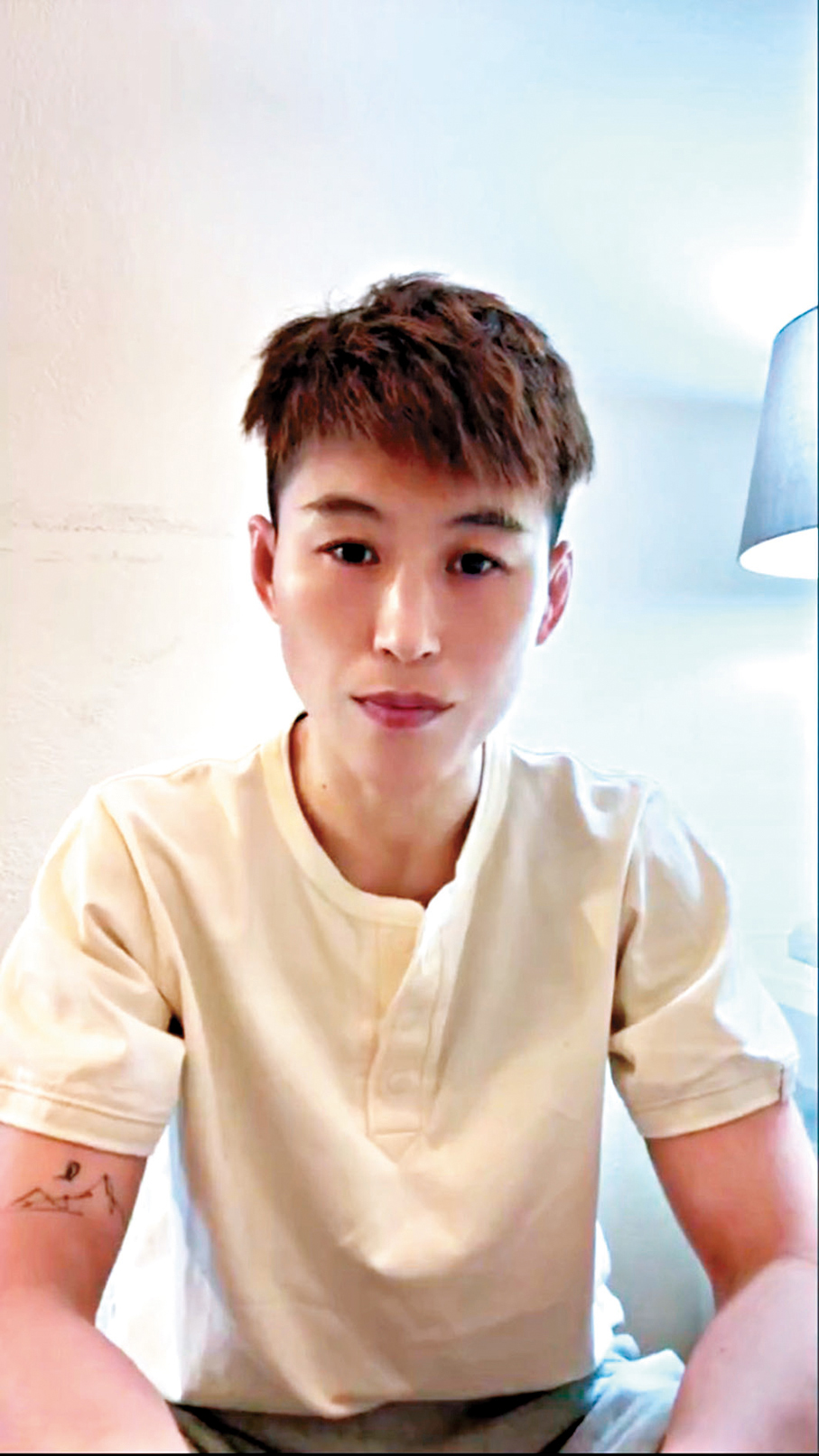 ●王聰賽前接受視像訪問，大談備戰情況。 香港文匯報記者夏微截圖