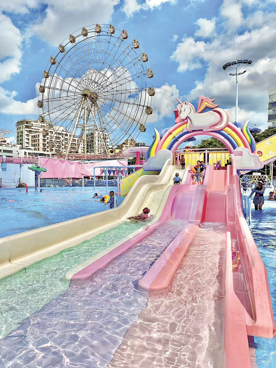 ●「雲里夢想樂園」夏季有非常豐富的水上項目。