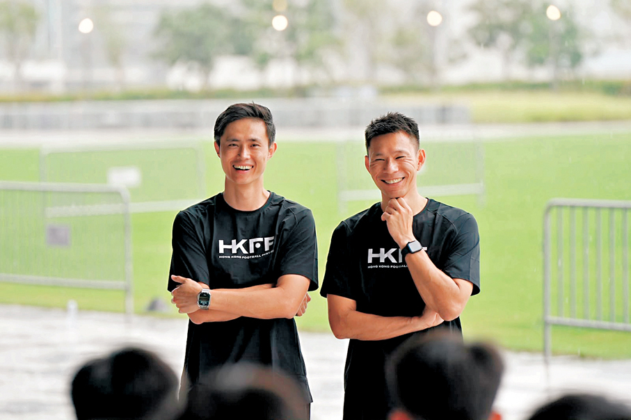 ●陳偉豪（左）與葉鴻輝都支持西班牙。 香港文匯報記者葉詩敏  攝