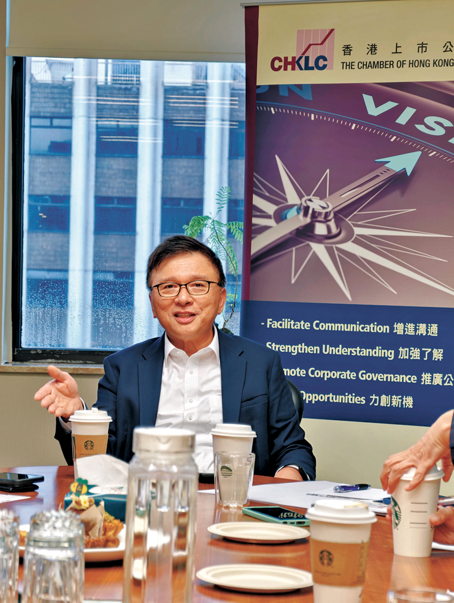 ●陳家強指出，建議容許MPF計劃成員直接投資於香港上市的ETF產品，可達至「三贏」局面。 香港文匯報記者周紹基  攝