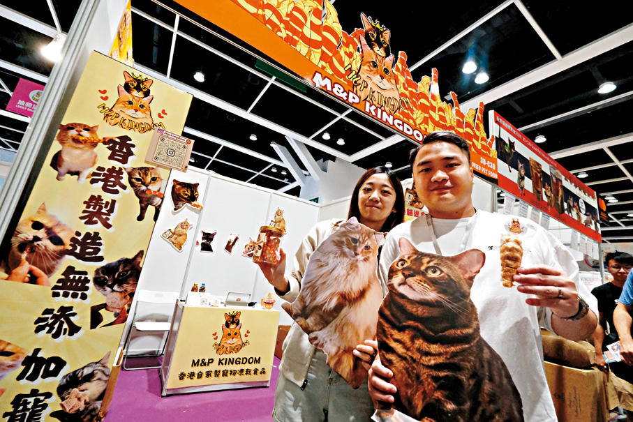 ●本土零食品牌M&P KINGDOM已是連續第三年參展。 香港文匯報記者涂穴  攝