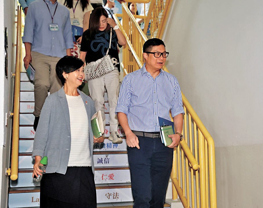 ●左起：何永賢、鄧炳強。香港文匯報記者郭木又  攝