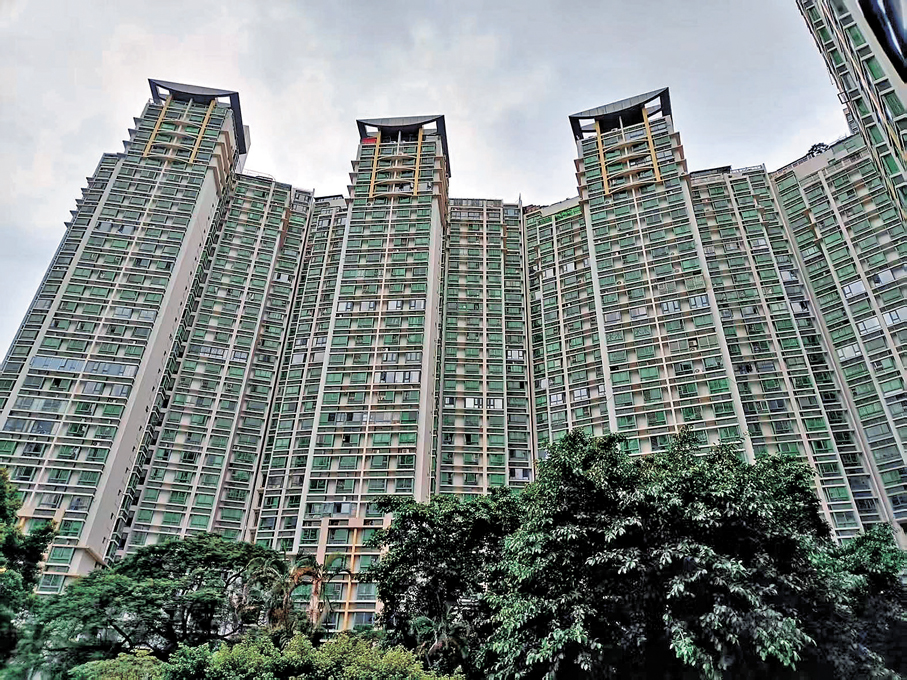 ●緊鄰皇崗口岸的皇御苑，成為許多內地人及跨境家庭首選。香港文匯報記者李昌鴻 攝