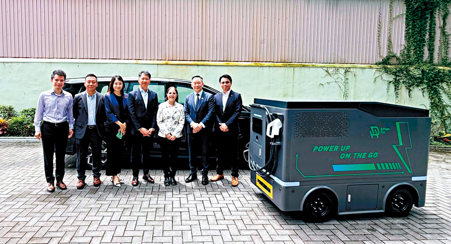 ●「移動充電機械人Powerman」令香港充電網絡的布局更靈活、更具彈性。 環境及生態局Fb圖片