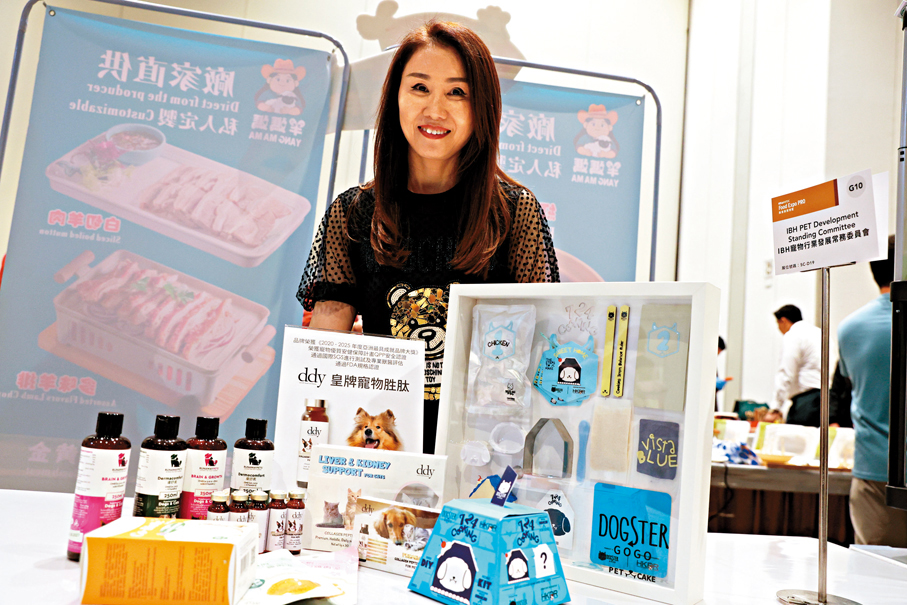 ●寵物行業發展常務委員會主席劉妍彤表示今年首次參與美食展。香港文匯報記者萬霜靈  攝