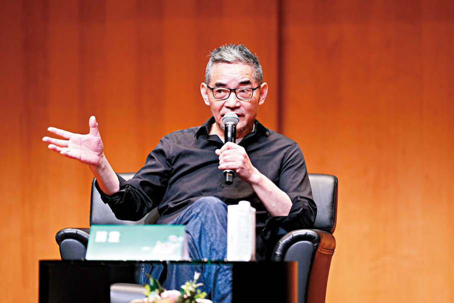 ●蘇童早前攜最新出版作品《好天氣》與香港讀者見面。 香港書展供圖