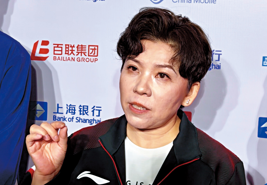 ●鄧亞萍接受採訪。