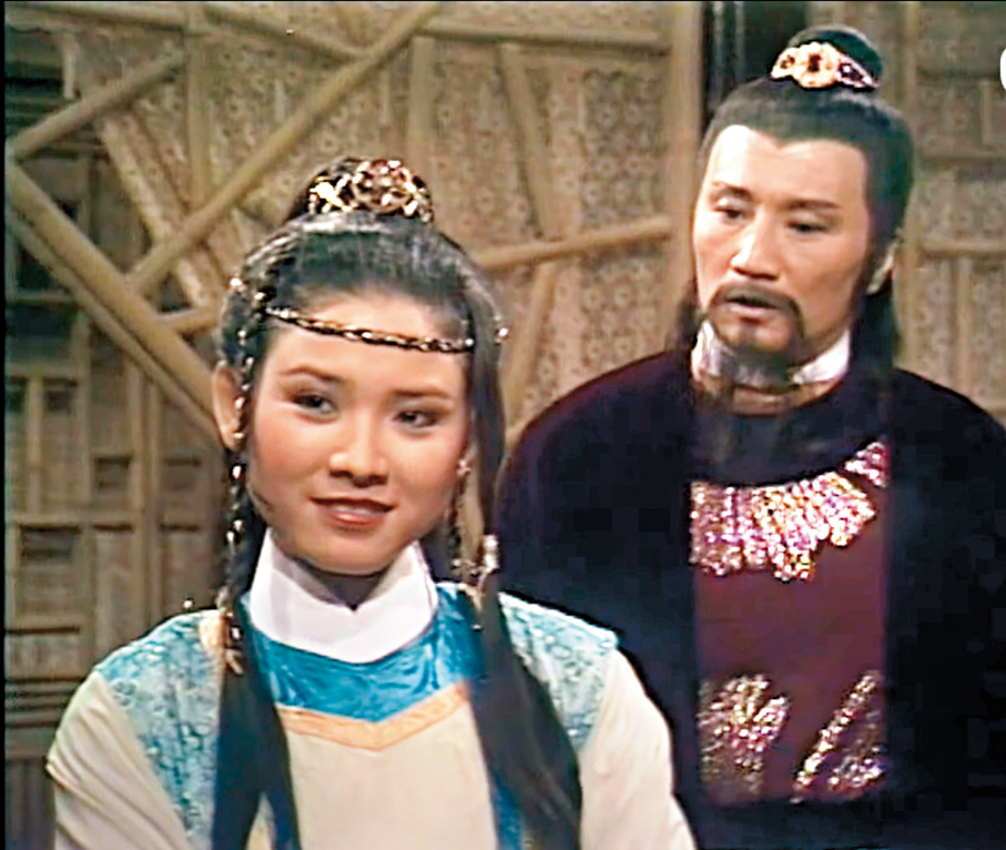 ●一九八二年，謝賢在《天龍八部》演段王爺，我演阿紫。 作者供圖