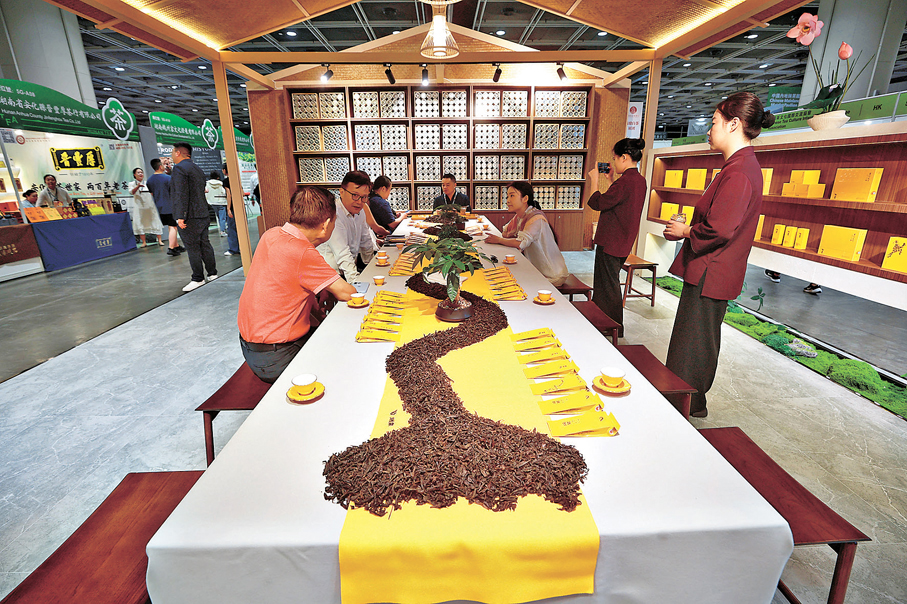 ●香港國際茶展上的武夷山瑞泉茶業展位。香港文匯報記者郭木又  攝