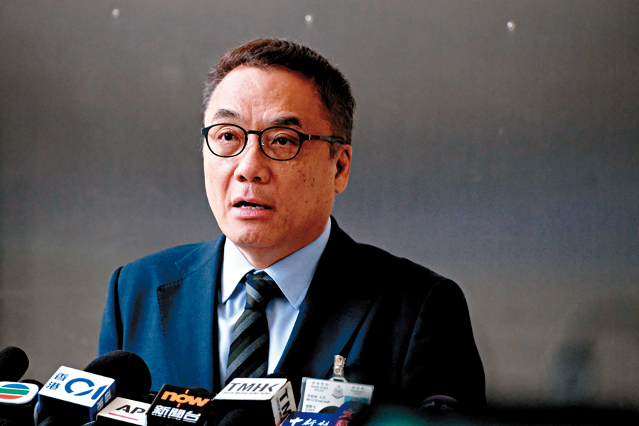 ●警務處國家安全處總警司李桂華會見傳媒。香港文匯報記者涂穴  攝