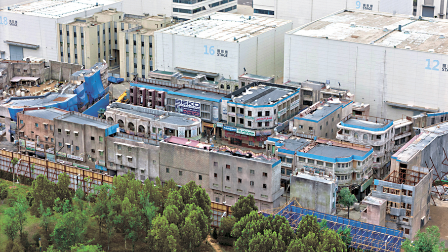 ●俯瞰《歡迎來龍餐館》在東方影都搭建的中東之城（局部）。