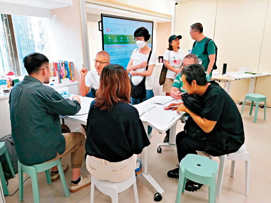 ●團隊多形式、多渠道宣傳助市民更掌握簡樸房制度。何永賢Fb圖片