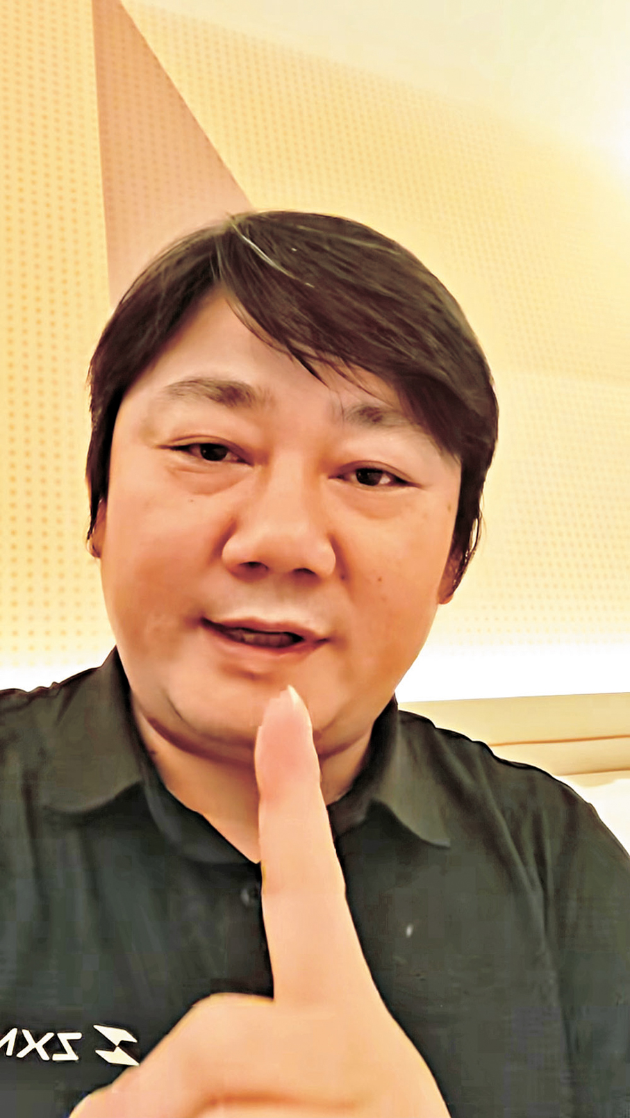 ●張雪霸氣回應：「扣一台就送一台，送到統一為止。」視頻截圖