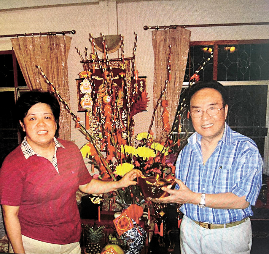 ●藍生（右）與藍太合影。