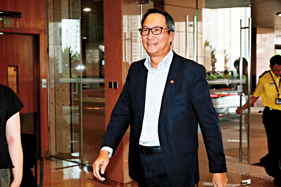 ●鄧智輝指出，對屯門第16區站第二期項目招標反應有信心。香港文匯報記者黃艾力  攝