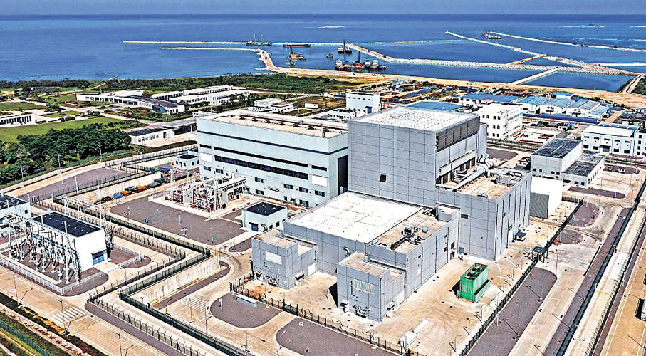 ●華能石島灣高溫氣冷堆示範工程外景。   資料圖片