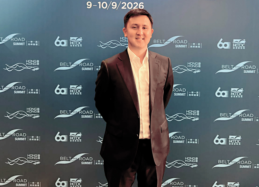 ●Integra Construction KZ LLP財務及投資總監顧問Nursultan Bilisbekov  香港文匯報記者周曉菁  攝