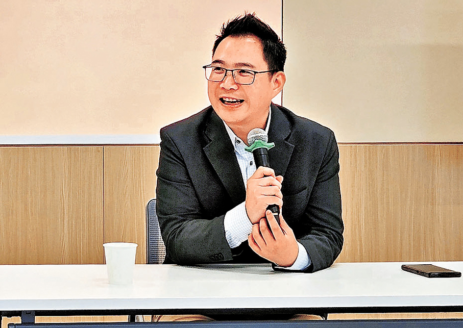 ●立法會議員楊永杰表示，釋放家長勞動力及改善生育率不能只依賴現金獎勵。 資料圖片