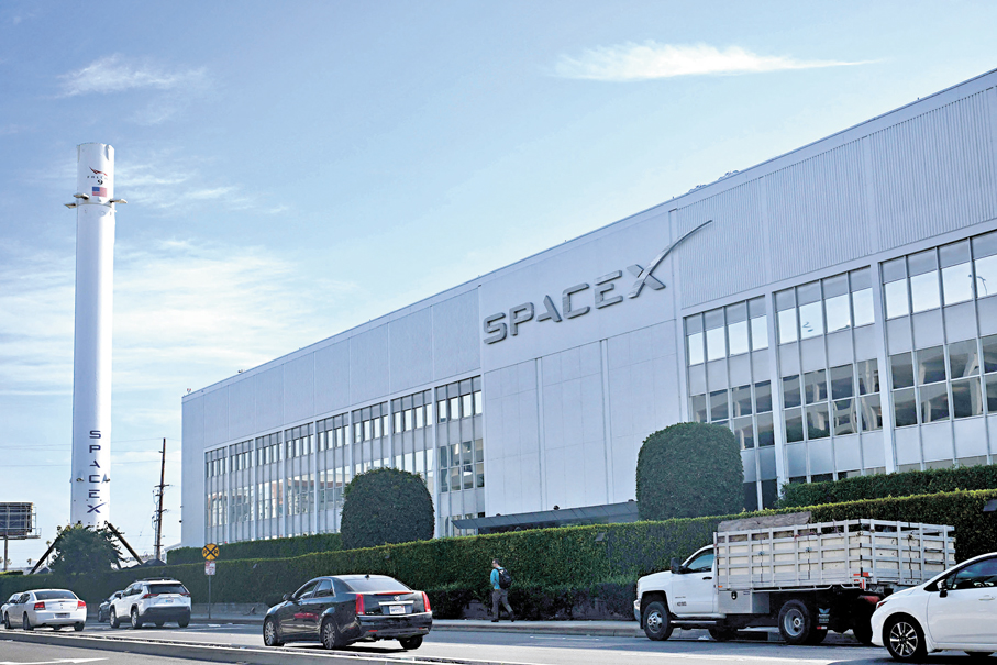 ●特朗普購入馬斯克旗下太空探索技術公司（SpaceX）的股票。 資料圖片