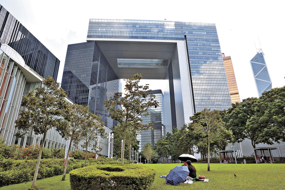 ●本港將建設「AI城市大腦」系統，首階段目標是在明年第二季風季前具備針對極端天氣的預警及行動支援能力。 香港文匯報記者萬霜靈  攝