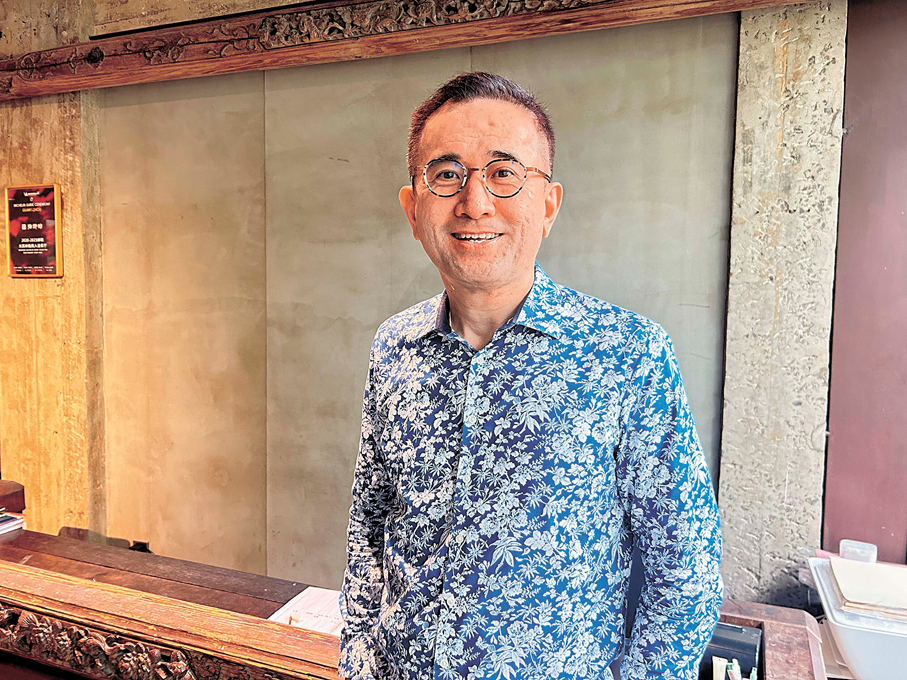 新加坡駐港總領事張文喜
