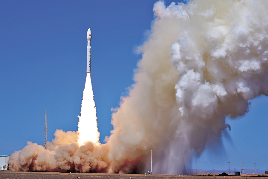 ●9月20日12時03分，力箭一號遙十八成功發射9顆衛星，鵬城首發星首次將5G核心網送入太空。新華社