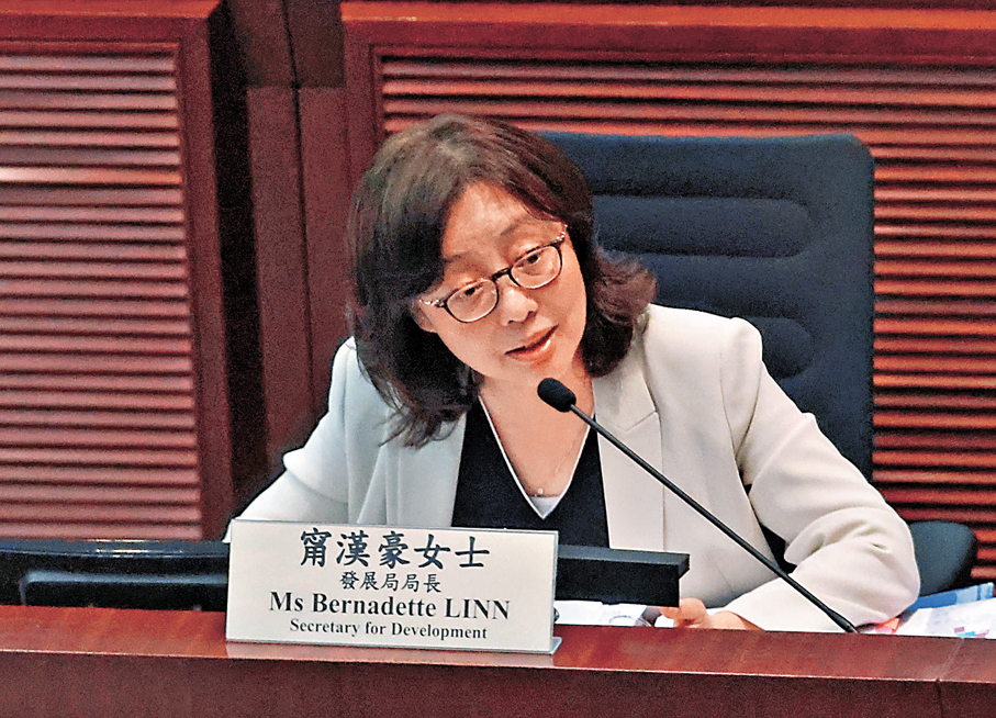 ●甯漢豪表示，市建局「招標妥」內的預審名單將被新名單取代。 資料圖片