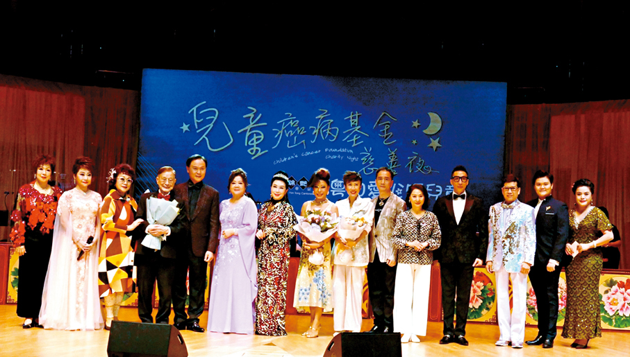 ●全體參與演唱會的嘉賓謝幕大合照。