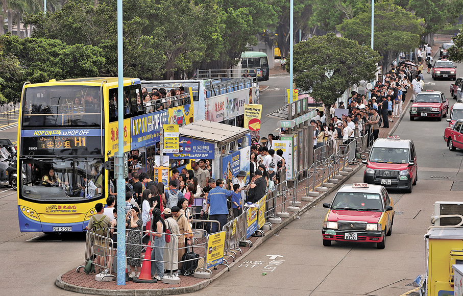 ●城巴和九巴推出小童免費乘車優惠，涵蓋約170條日間巴士路線。資料圖片