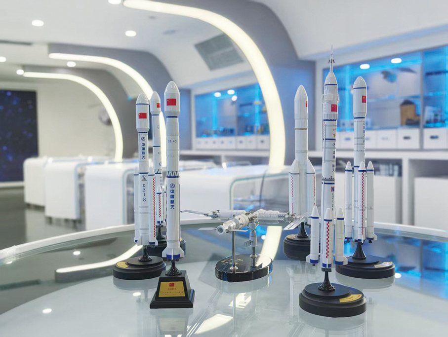  ●校內Space Hub的航天教學展示區。