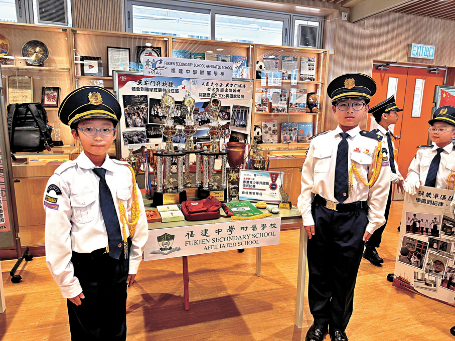 ●福建中學附屬學校學生黎祐廷（左）及姚晞暘。 香港文匯報記者楊梓穎  攝